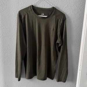 Men’s North Face Athletic Long Sleeve- S